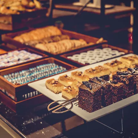 Отель Mountain 5* 5*