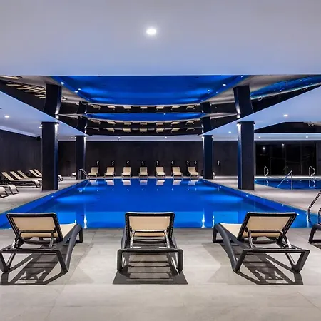 Mountain 5* Szálloda 5*