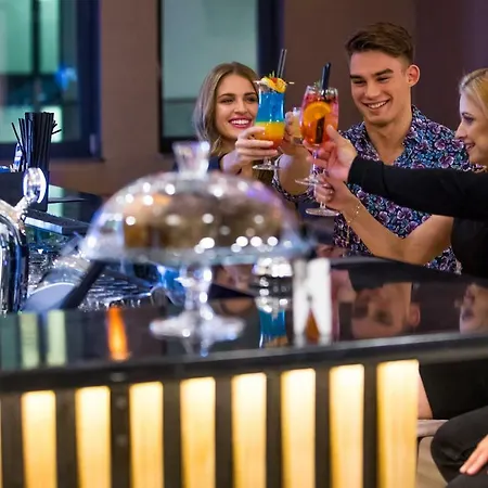 Mountain 5* Отель